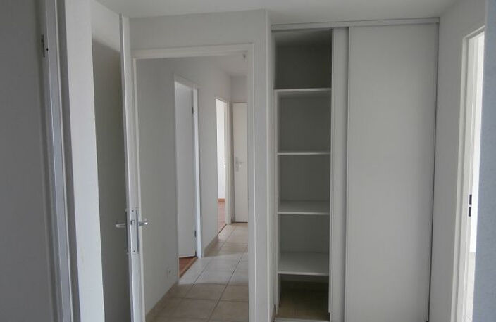  A LOUER LE MANS SUD APPARTEMENTS 3 CHAMBRES PARKINGS — photo 4