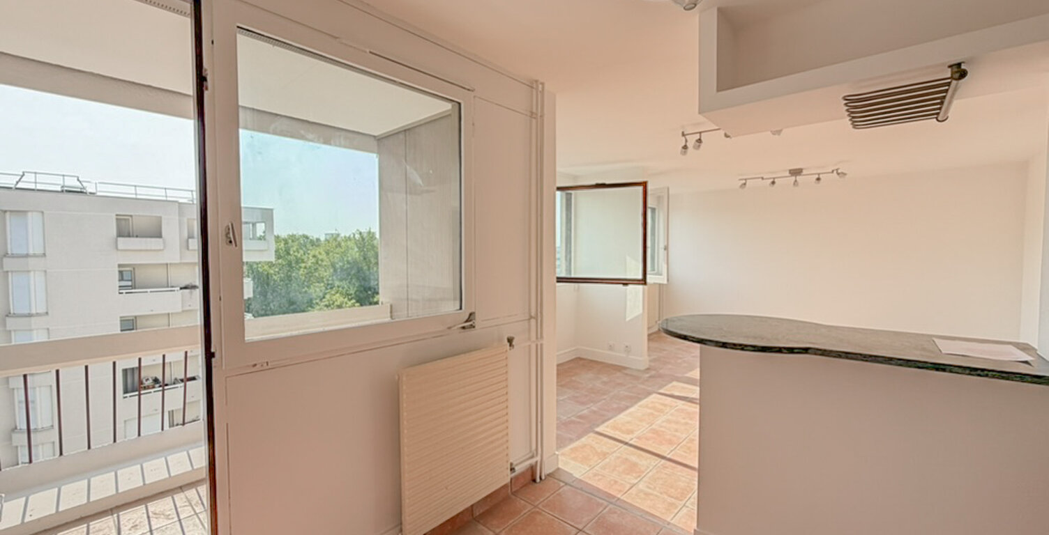 LYON 3   VILLETTE / PART-DIEU | Grand T1 rénové de 40,64 m2 — photo 1