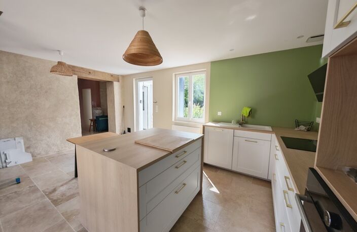 Maison en pierre de 3 pièces principales — photo 4