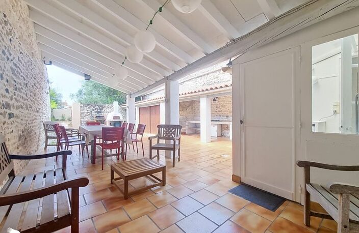 Maison de ville de 6 pièces principales — photo 2
