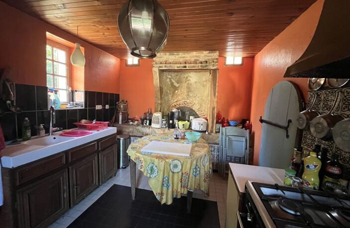 Maison en pierre de 4 pièces principales — photo 2