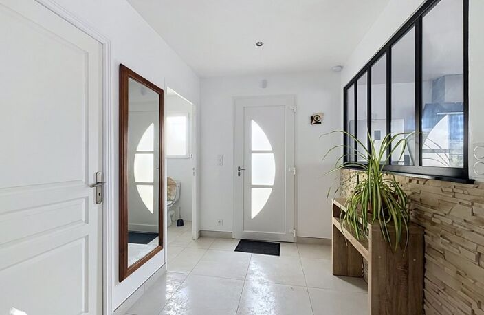Vente maison 4 pièces 112 m² Marennes-Hiers-Brouage (17320) — photo 4