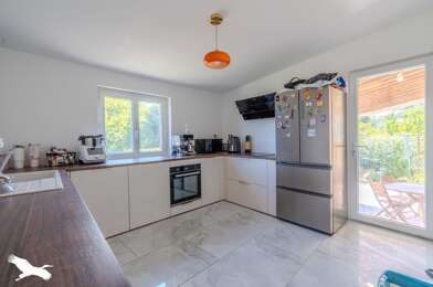 Maison 3 pièces 241960 €