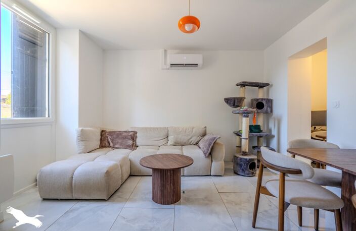 Maison en pierre de 3 pièces principales — photo 2