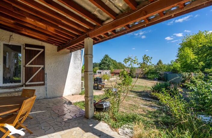 Maison en pierre de 3 pièces principales — photo 3