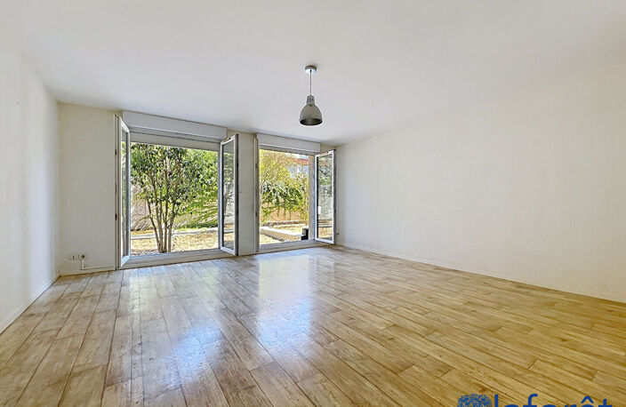 TOULOUSE - LES CHALETS - Rue des Roziers - Appartement T1 avec terrasse — photo 2