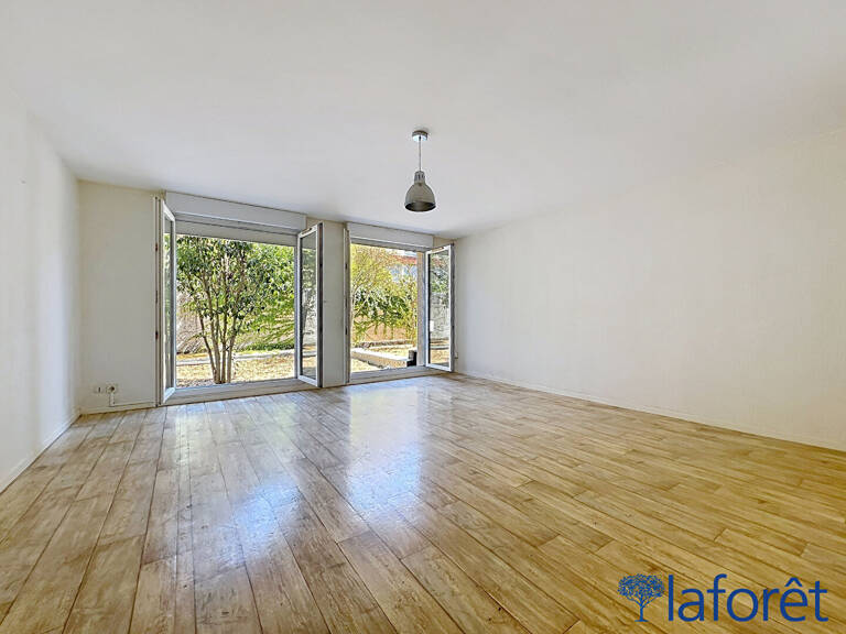 TOULOUSE - LES CHALETS - Rue des Roziers - Appartement T1 avec terrasse — photo 1