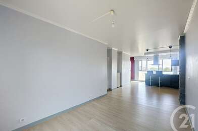 Appartement 3 pièces 1210 €