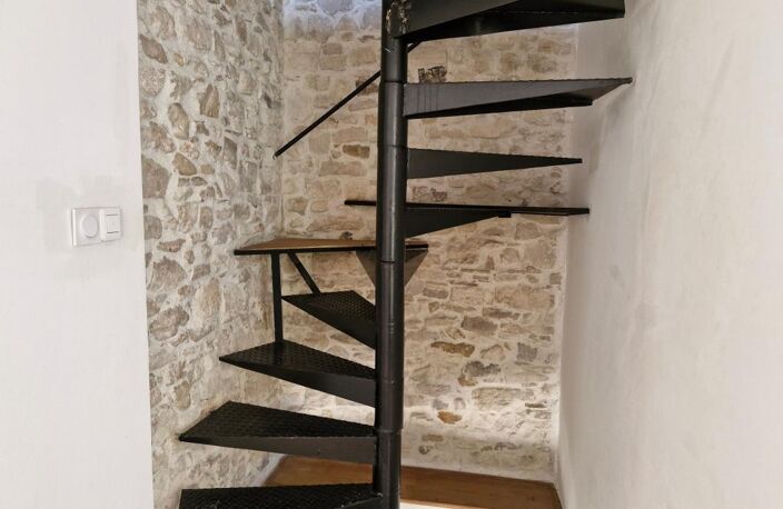 Maison de village 3 pièces parfait état Proche Forcalquier — photo 4
