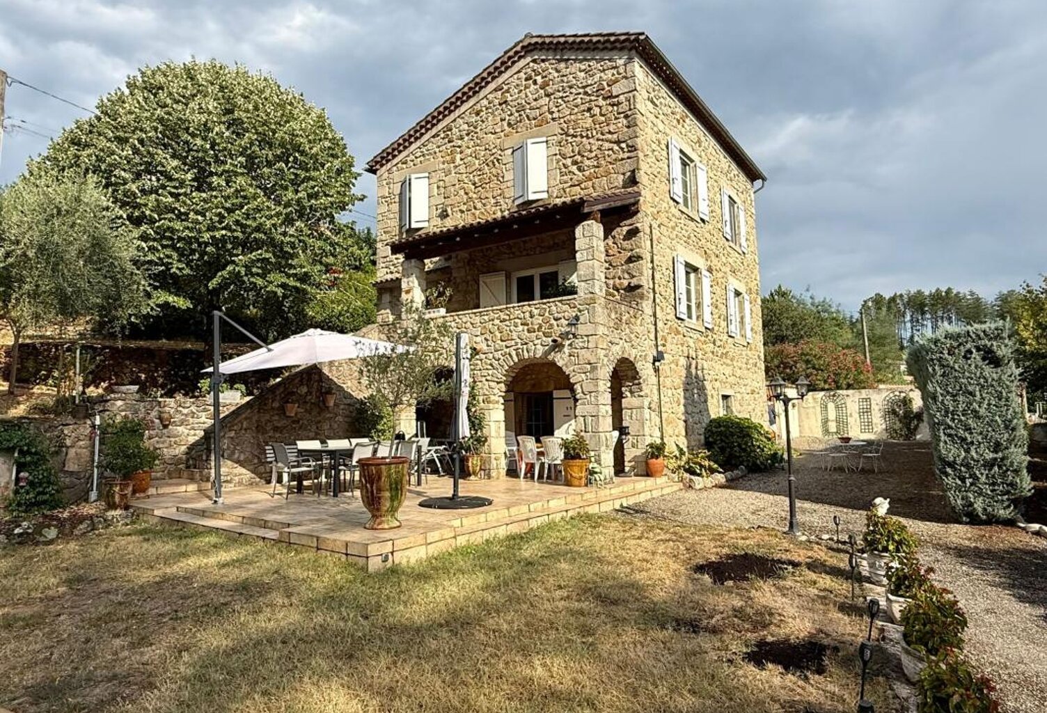 Maison À Vendre — photo 1