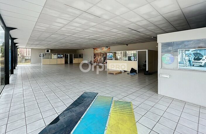 LOCAL COMMERCIAL A LOUER — photo 3
