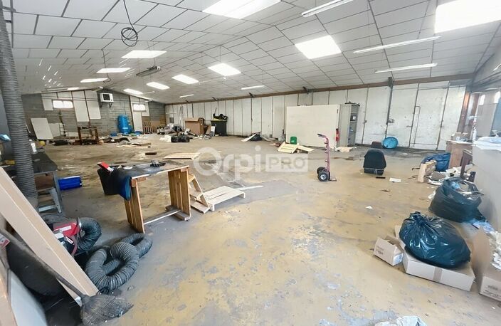 LOCAL COMMERCIAL A LOUER — photo 4