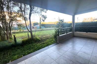Appartement 3 pièces 890 €