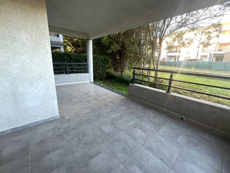 Grand appartement 3 pièces avec terrasse et jardin — photo 1