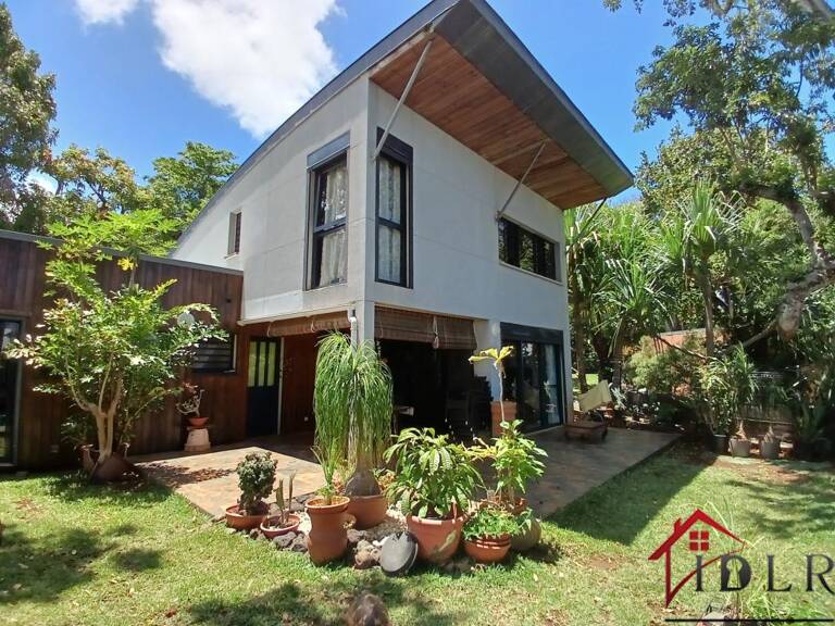 A vendre Charmante villa F4/5 de 133 m2 sur terrain arboré d — photo 1