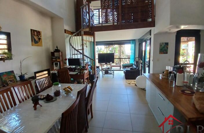 A vendre Charmante villa F4/5 de 133 m2 sur terrain arboré d — photo 5
