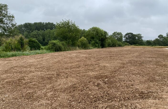 Terrain à bâtir à Tonnay-Boutonne (17380) — photo 3