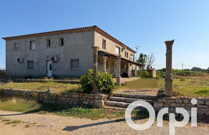 ARLES – Propriété sur plus d'un hectare de terrain — photo 4