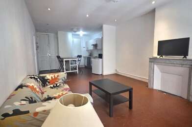 Appartement 2 pièces 871 €