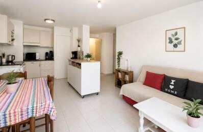 Maison plain-pied - 2 chambres - 64 m² - garage - jardin — photo du bien