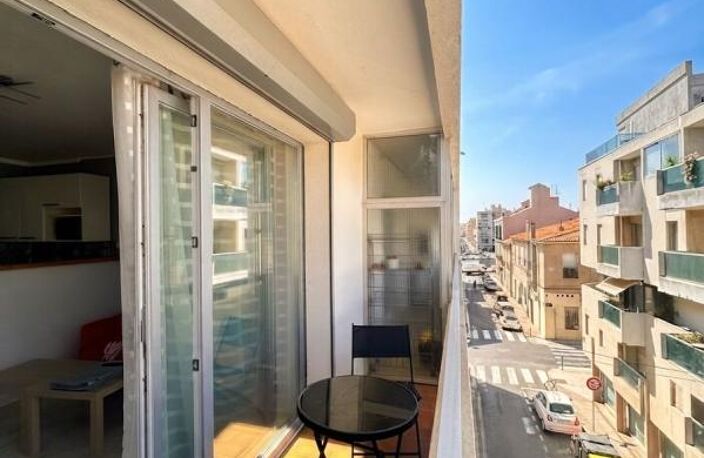 Appartement À Vendre - Très beau T2 - 2 balcons et cellier - Parking possible — photo 2