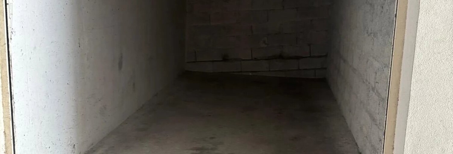 Garage  13 m² à vendre à Grasse (06130)