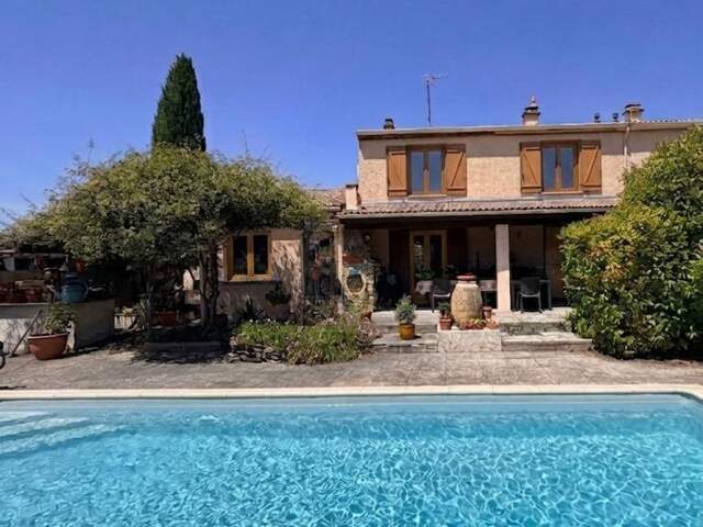 MAISON 3 CHAMBRES - PISCINE - GARAGE ET TERRAIN CONSTRUCTIBLE — photo du bien