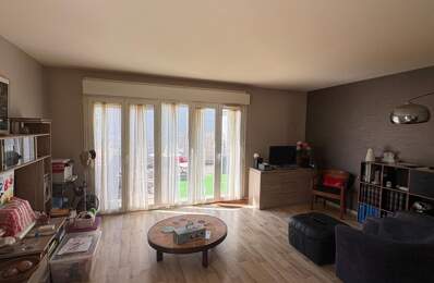 Appartement À Vendre — photo du bien