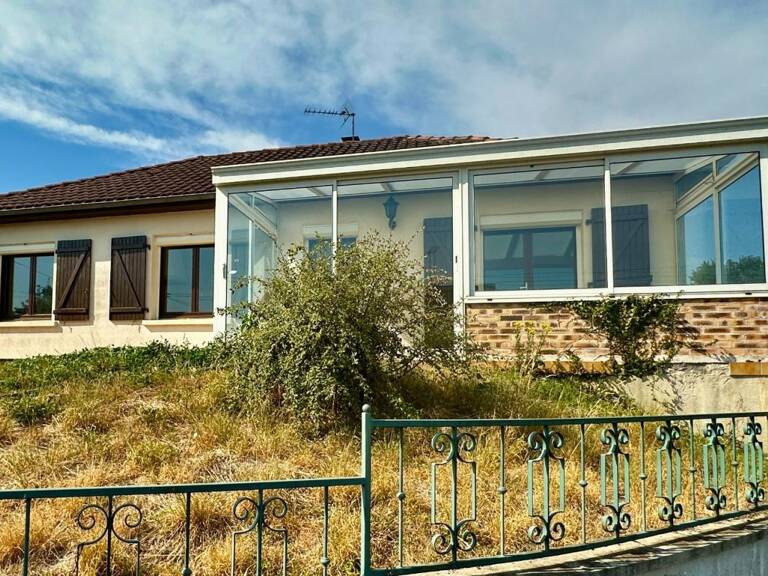 Maison 79 m2 jardin sous-sol 87 m2 – Quartier calme – Chauvigny — photo 1