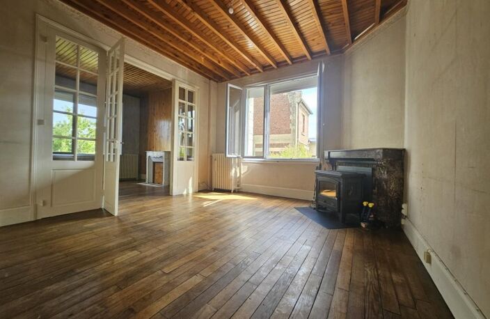 Belle Maison bourgeoise dans bourg tous commerces et gare ! — photo 4