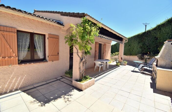 A vendre, Aiglun (04) – Maison individuelle 6 pièces, 5 chambres, jardin, terrasse et garage de 30 m² — photo 2