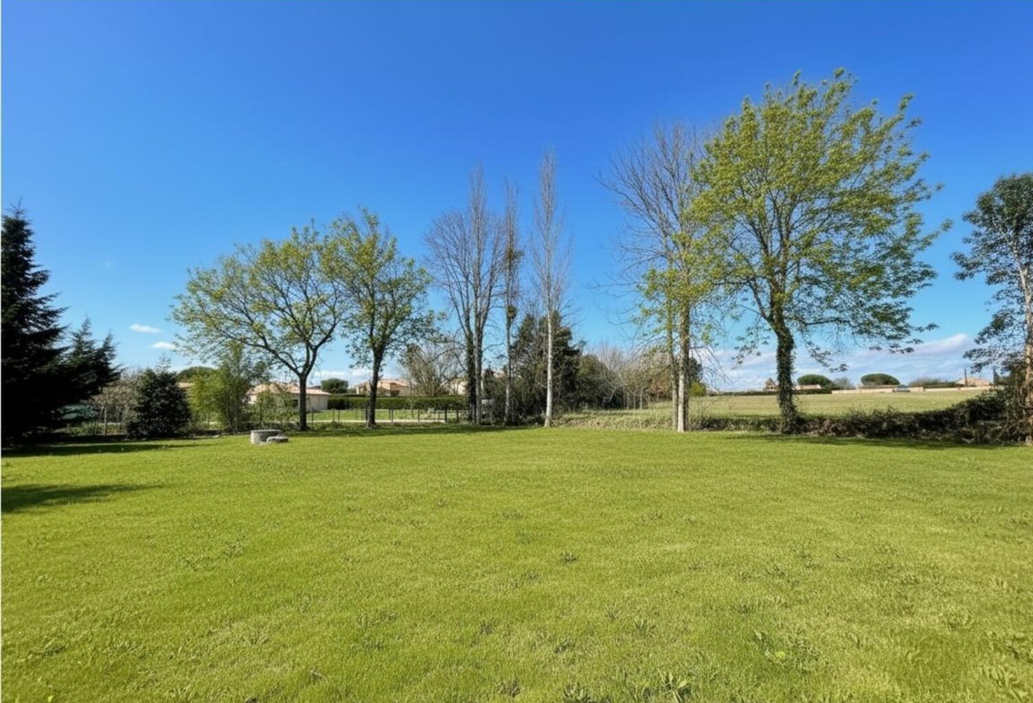 EXCLUSIVITÉ - Terrain viabilisé – 1.206 m² — photo 1