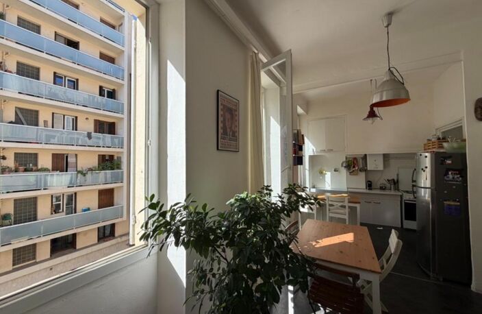 Vente Appartement T3/T4 77 m² Marseille 1er – Quartier Longchamp (Charmant 3 Fenêtres Marseillais) — photo 3