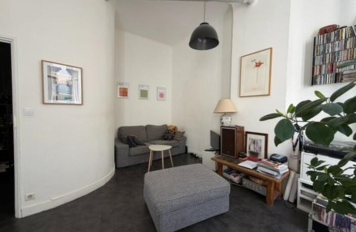 Vente Appartement T3/T4 77 m² Marseille 1er – Quartier Longchamp (Charmant 3 Fenêtres Marseillais) — photo 4