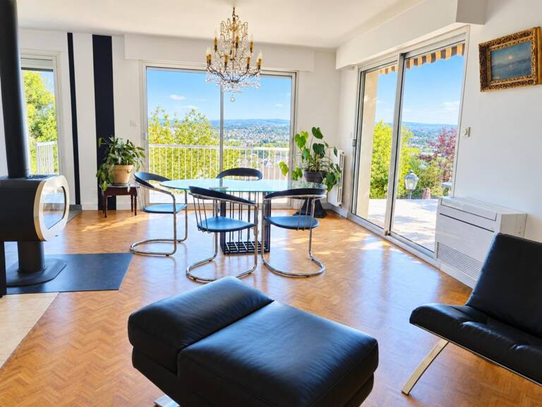 BRIVE LA GAILLARDE - Maison avec JOLIE VUE DEGAGEE et PISCINE — photo 1