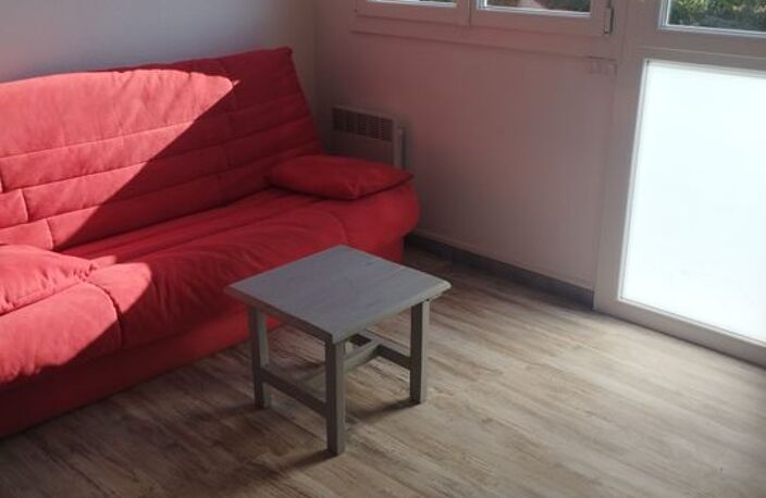 Appartement de 35m2 à louer sur Saint-Cyprien — photo 2