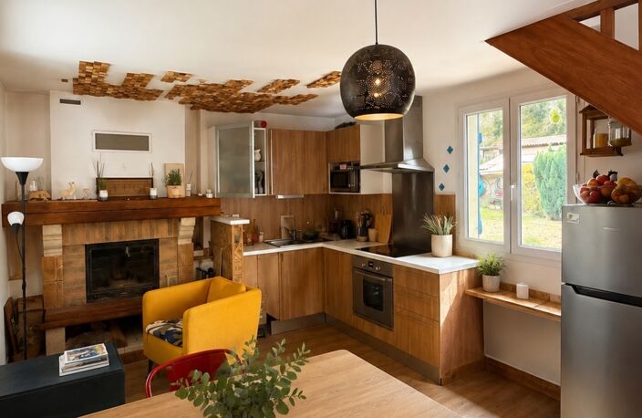   Charmante petite maison avec jardin et garage — photo 3