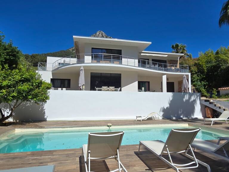 Maison à vendre 7 pièces LA VALETTE DU VAR (83) — photo 1