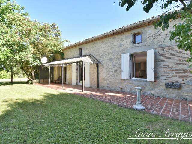 Propriete à vendre 4 pièces PAILLOLES (47) — photo du bien