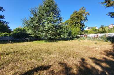 Terrain  137000 €