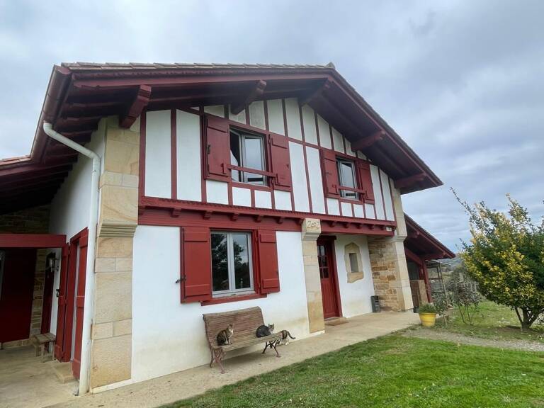 Maison à vendre 6 pièces SARE (64) — photo 1