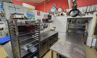 Commerce  354 m² à vendre à La Roche-sur-Yon (85000)