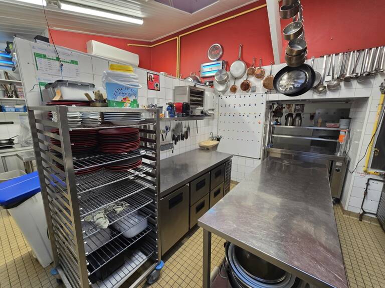 Fonds de commerce à vendre proche de LA ROCHE SUR YON (85) — photo 1