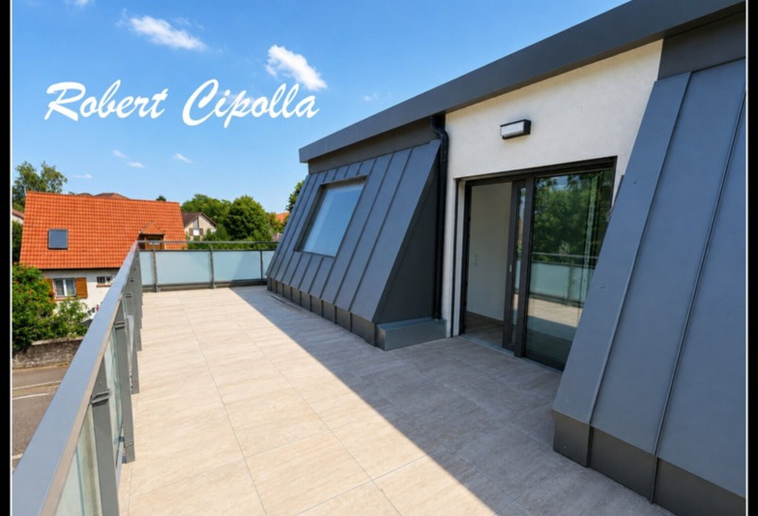 Attique T2 Metz _51,5m²_très grande terrasse de 41m² parking inclus + garage + cuisine équipée — photo 1