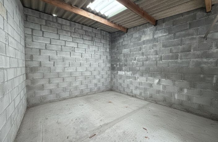 GARAGE / STOCKAGE - NOYELLES SUR SELLE — photo 2