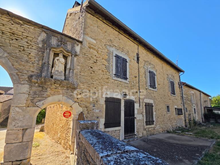 Maison en pierre à renover — photo 1