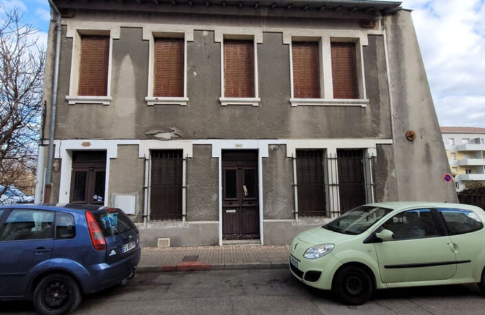 Immeuble avec 2 appartements à Alès (30100) — photo 2