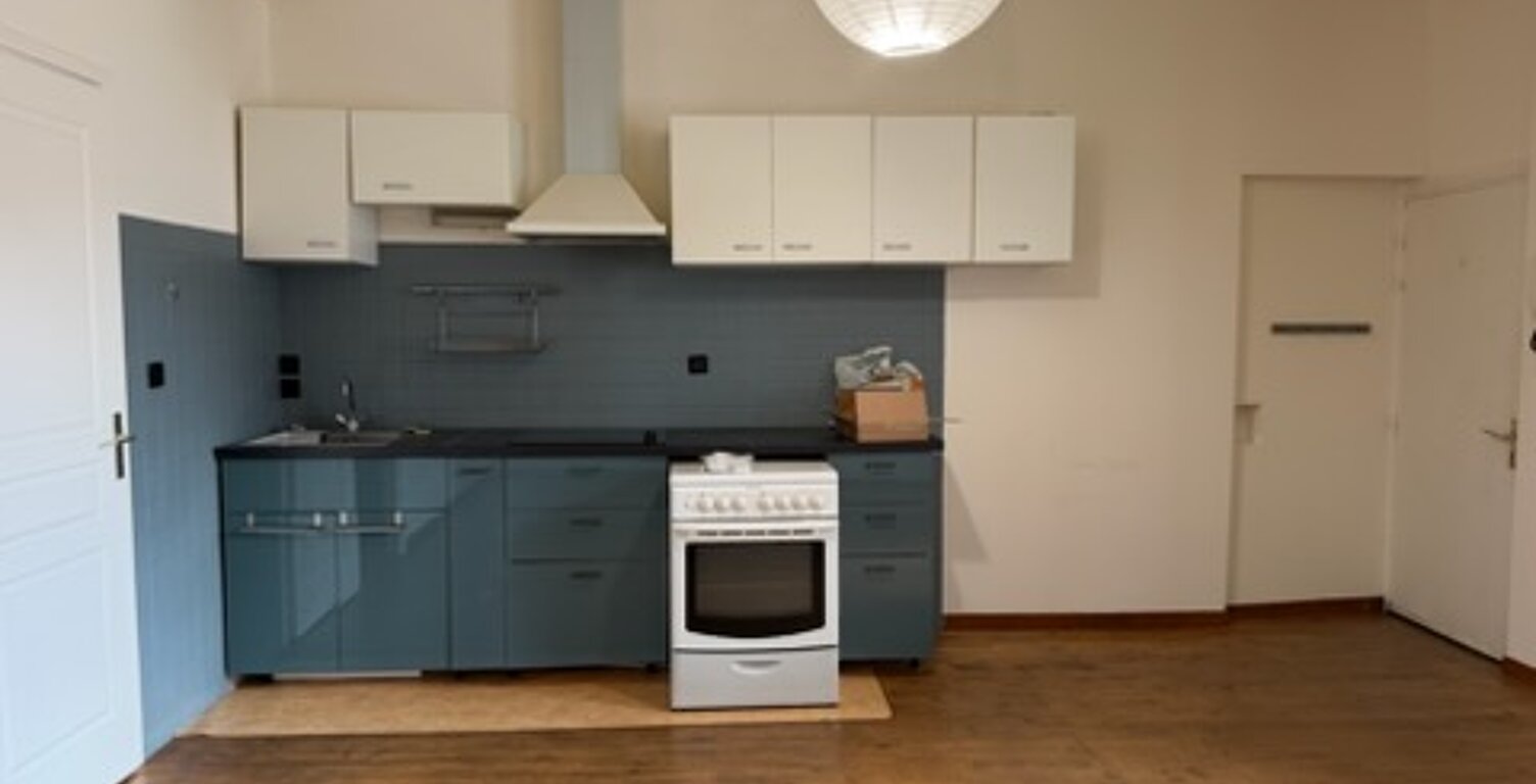 F2 41 m² - Centre-ville RIOM- Disponible de suite — photo 1