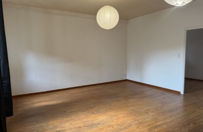 F2 41 m² - Centre-ville RIOM- Disponible de suite — photo 2