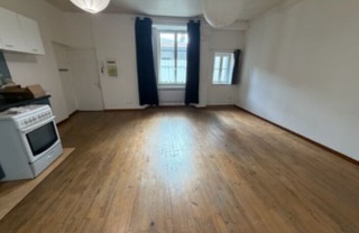 F2 41 m² - Centre-ville RIOM- Disponible de suite — photo 3